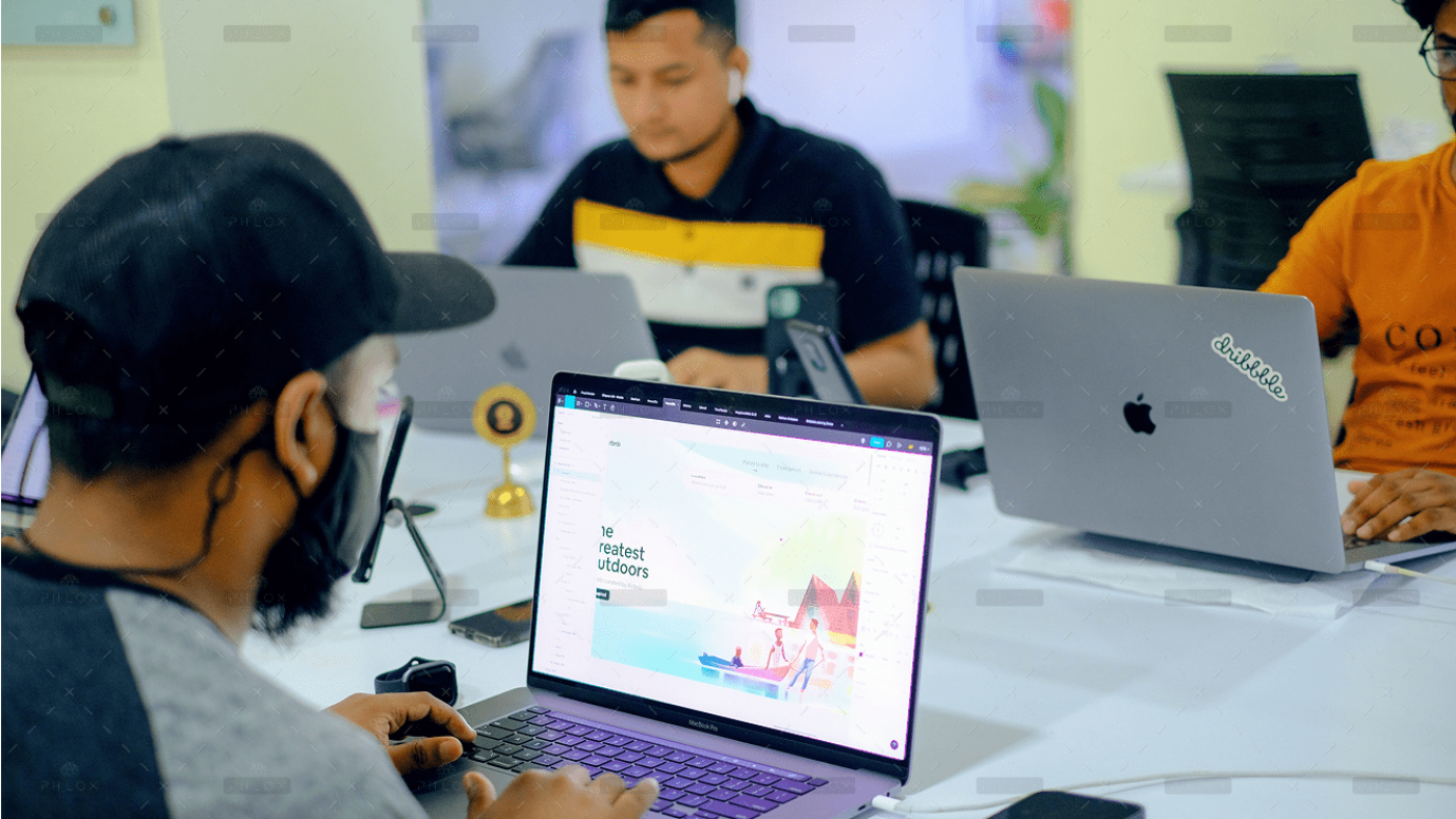 demo-attachment-1475-pexels-ofspace-llc-8128192